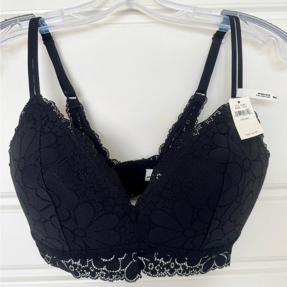 Nwt Aerie Real Happy  Women's‎ Black CANDY Lace WIRELESS  Bra Size 36C - Picture 1 of 7